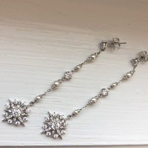 Gorgeous pearl and Cz drop earring